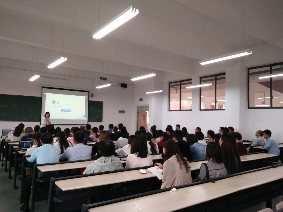 学会学培训.jpg