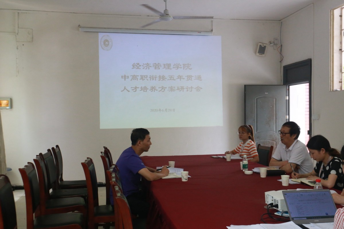 jr5rmm375o.jpg jr5rmm375o.jpg