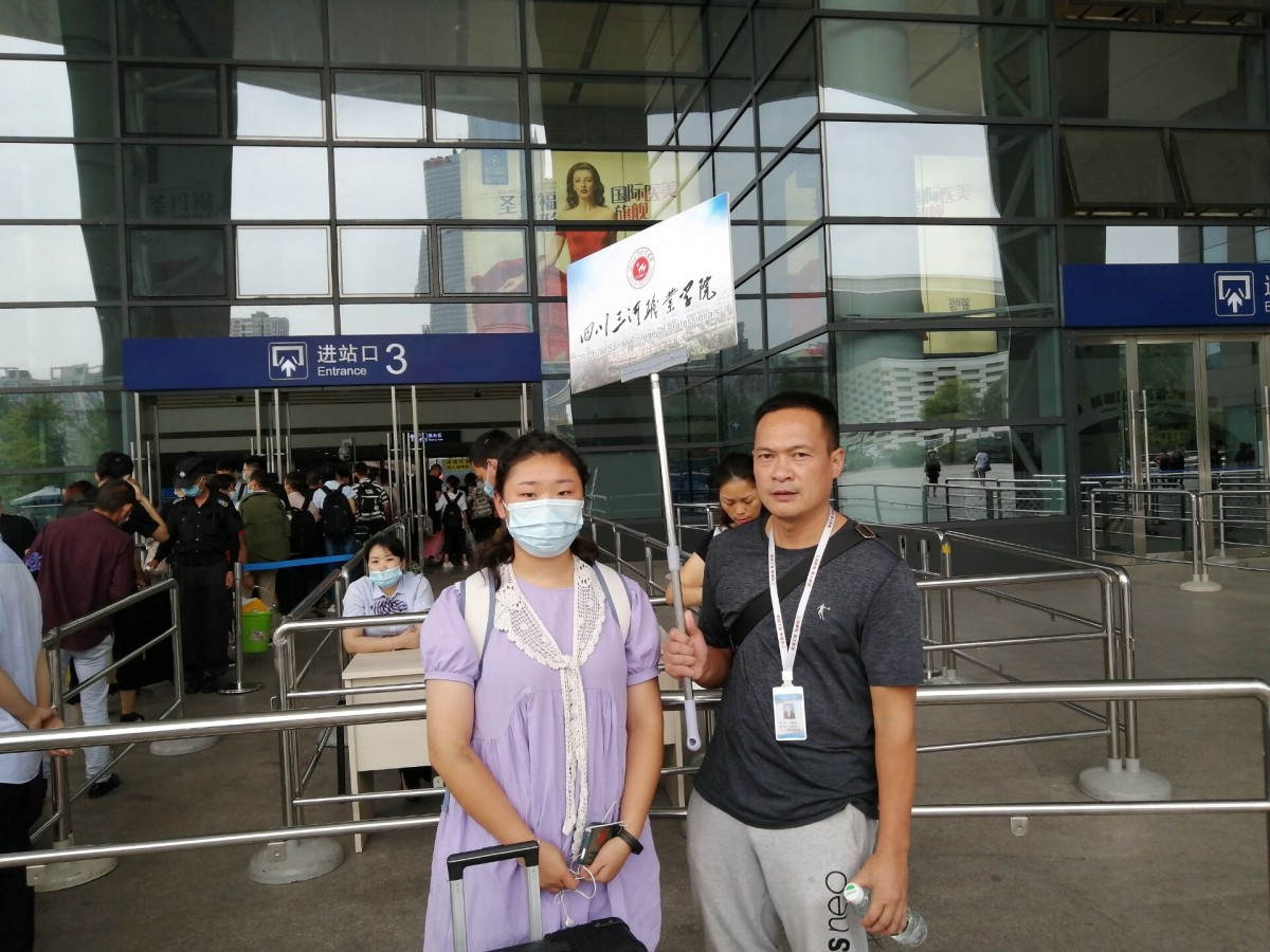 js4zqkbv7p.jpg js4zqkbv7p.jpg