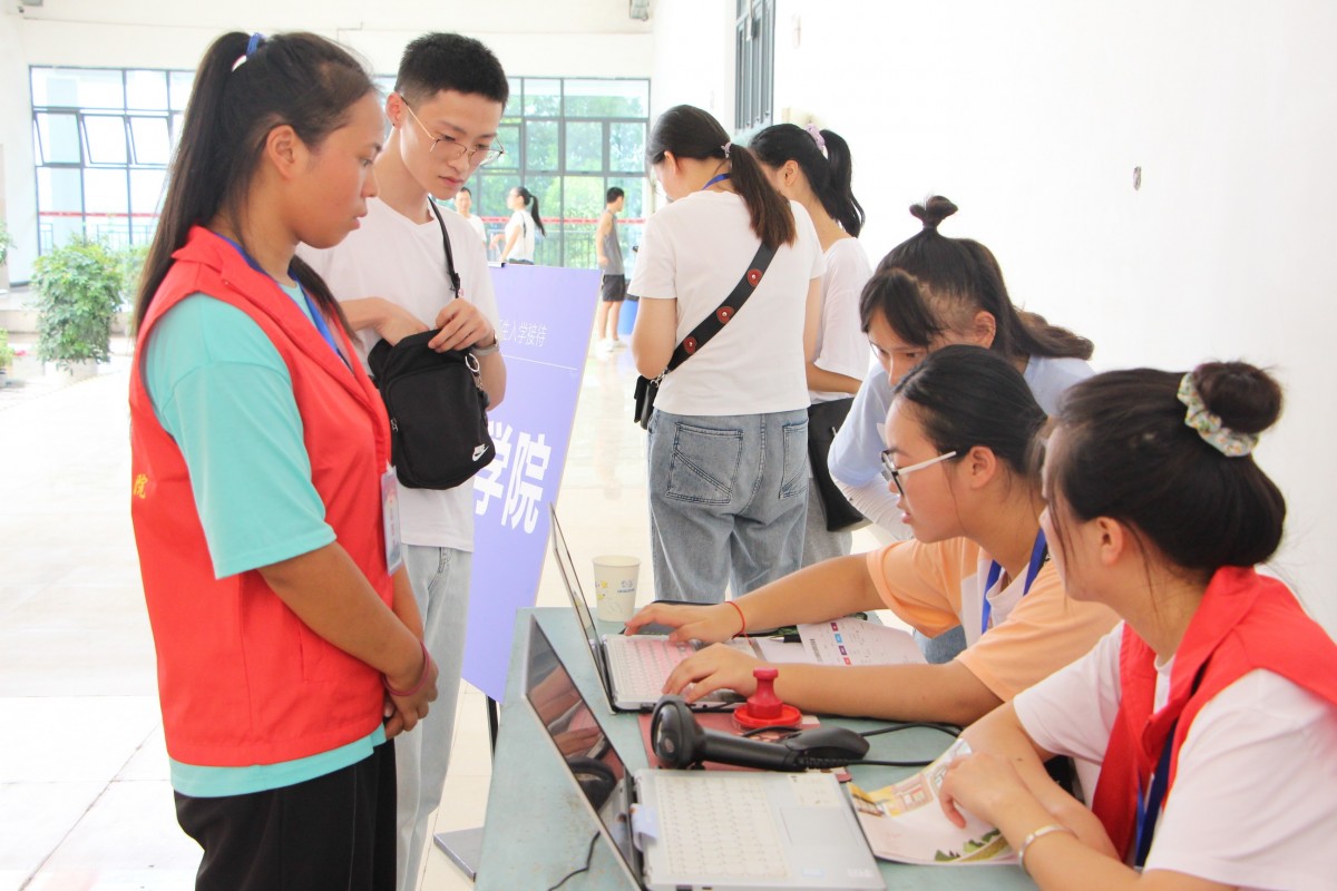 js4zqn9mdt.jpg js4zqn9mdt.jpg