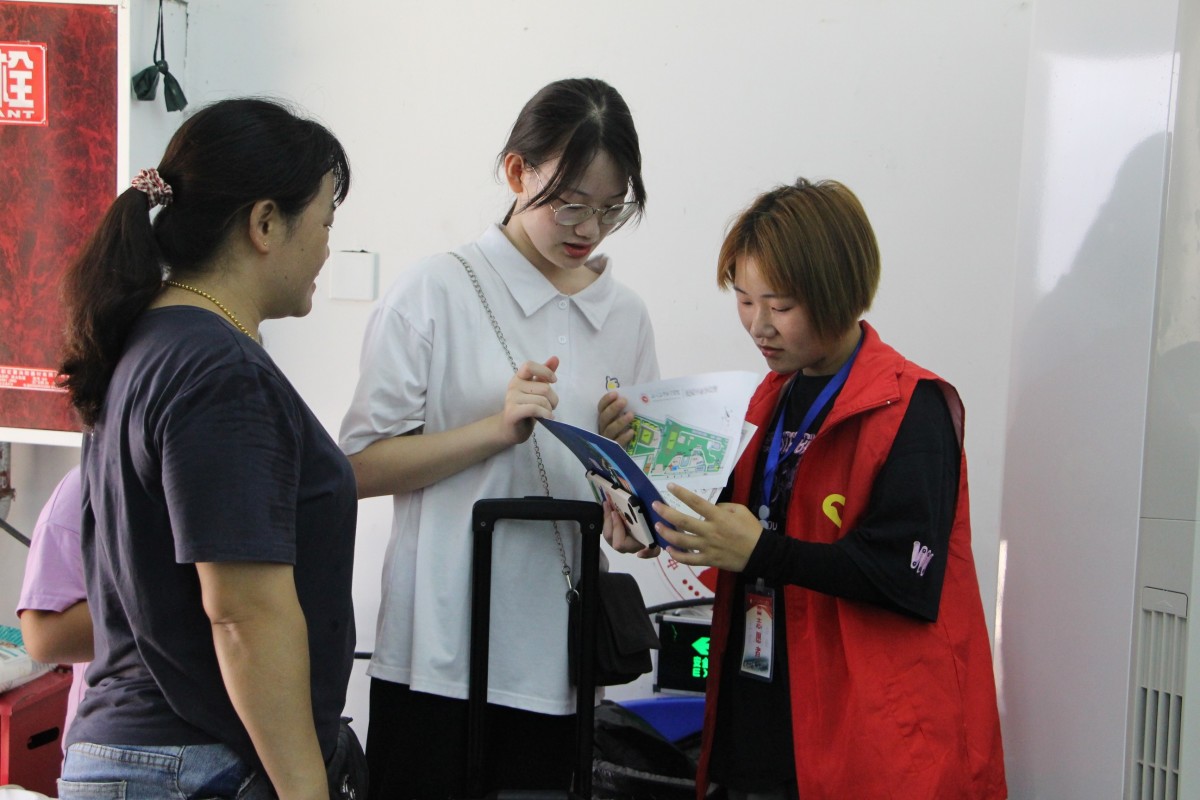 js4zqppq48.jpg js4zqppq48.jpg