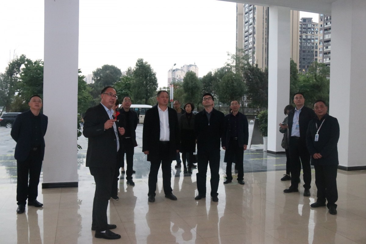 jsvwubt9iw.jpg jsvwubt9iw.jpg