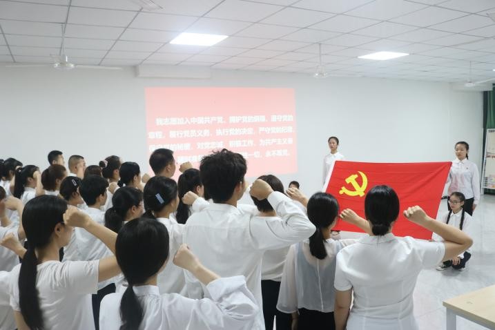 kqvxx02j34.jpg kqvxx02j34.jpg