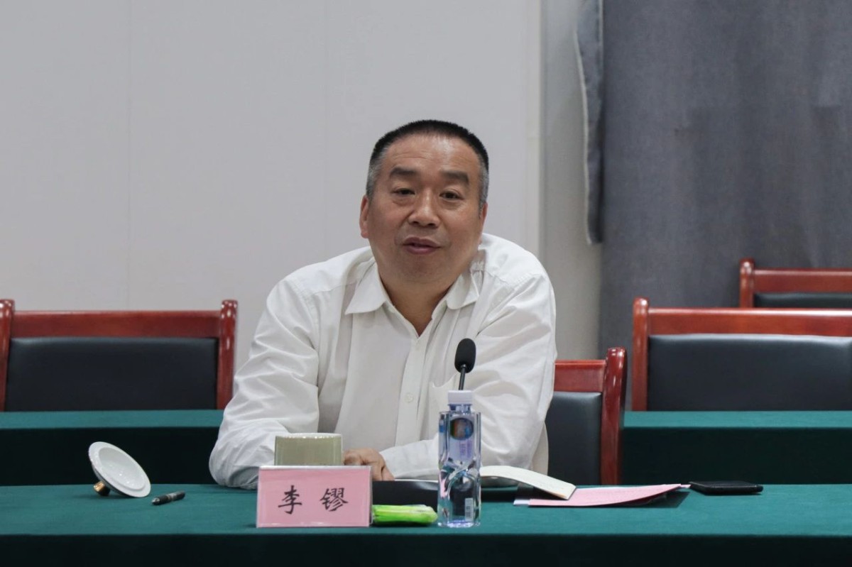 6335be8fda8388176f05dedaacd31ee3