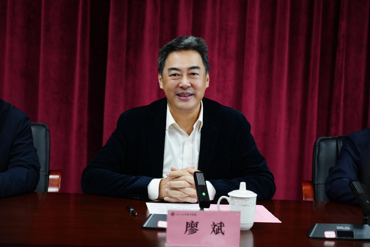 1819fc97d935a250c82e56386045905